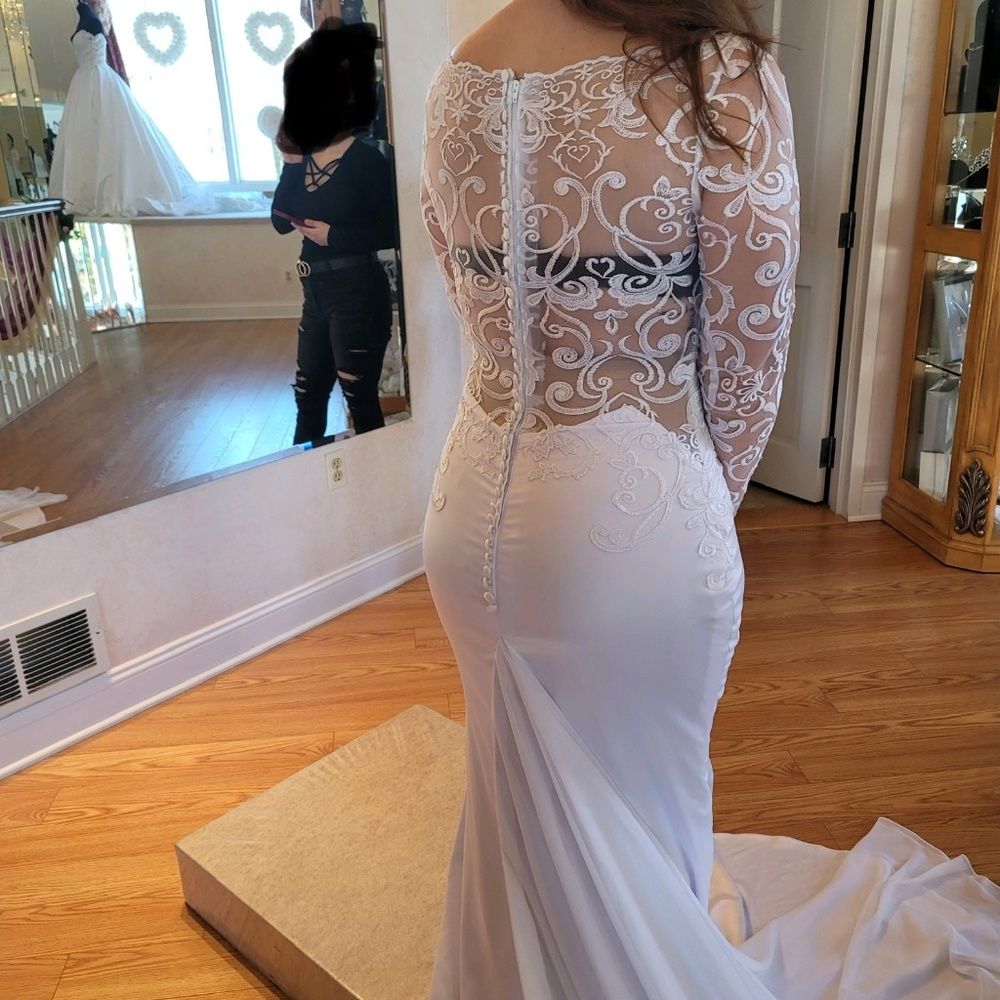 Wedding Dress-NEW UNUSED